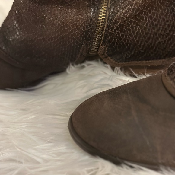 BLACK FRIYAY!!Donald  Pliner, knee-high, genuine snake skin Brown worn with love - Picture 7 of 12